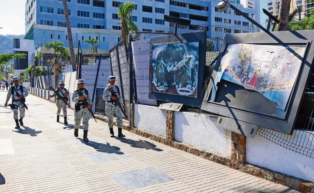 AMLO mantiene 10 mil elementos de la Guardia Nacional en Acapulco, tras paso de "Otis"