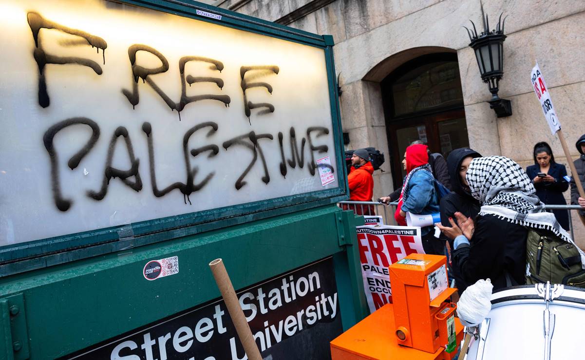 Universidad de Columbia comienza a suspender a estudiantes por protestas propalestinas