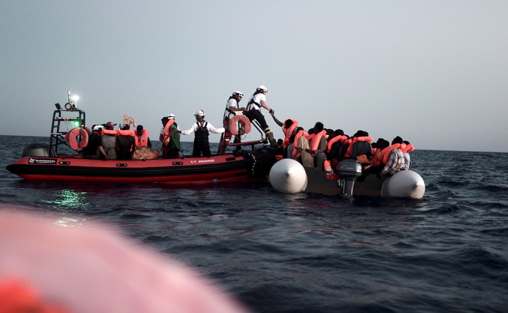 Entérate. ¿Qué reglas se siguen para ayudar a los migrantes en el mar?