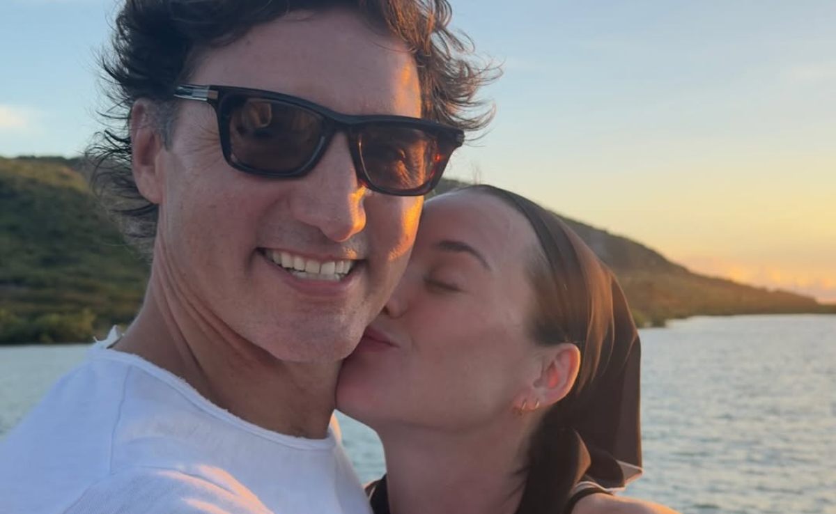 Enamorada, Katy Perry presume tierna foto besando a su novio Justin Trudeau