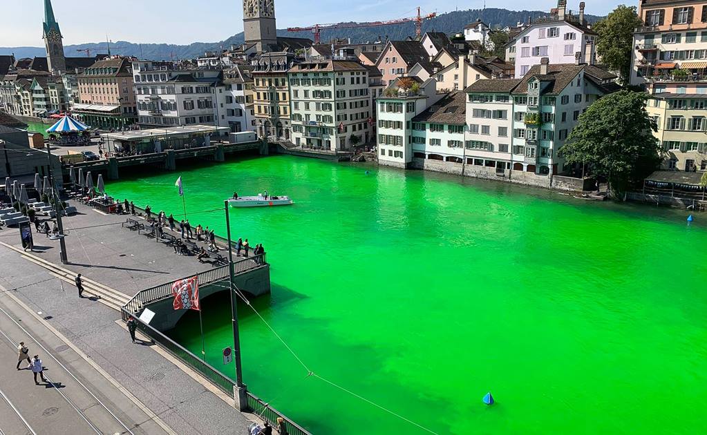 Alertan por coloración verde fosforescente en río de Suiza