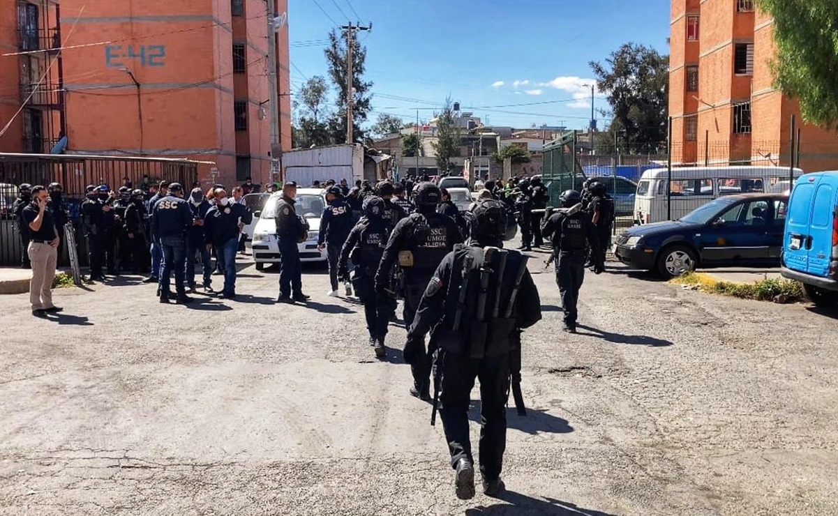 Desalojan y recuperan 32 departamentos con carpetas de investigación en cateo en Iztapalapa