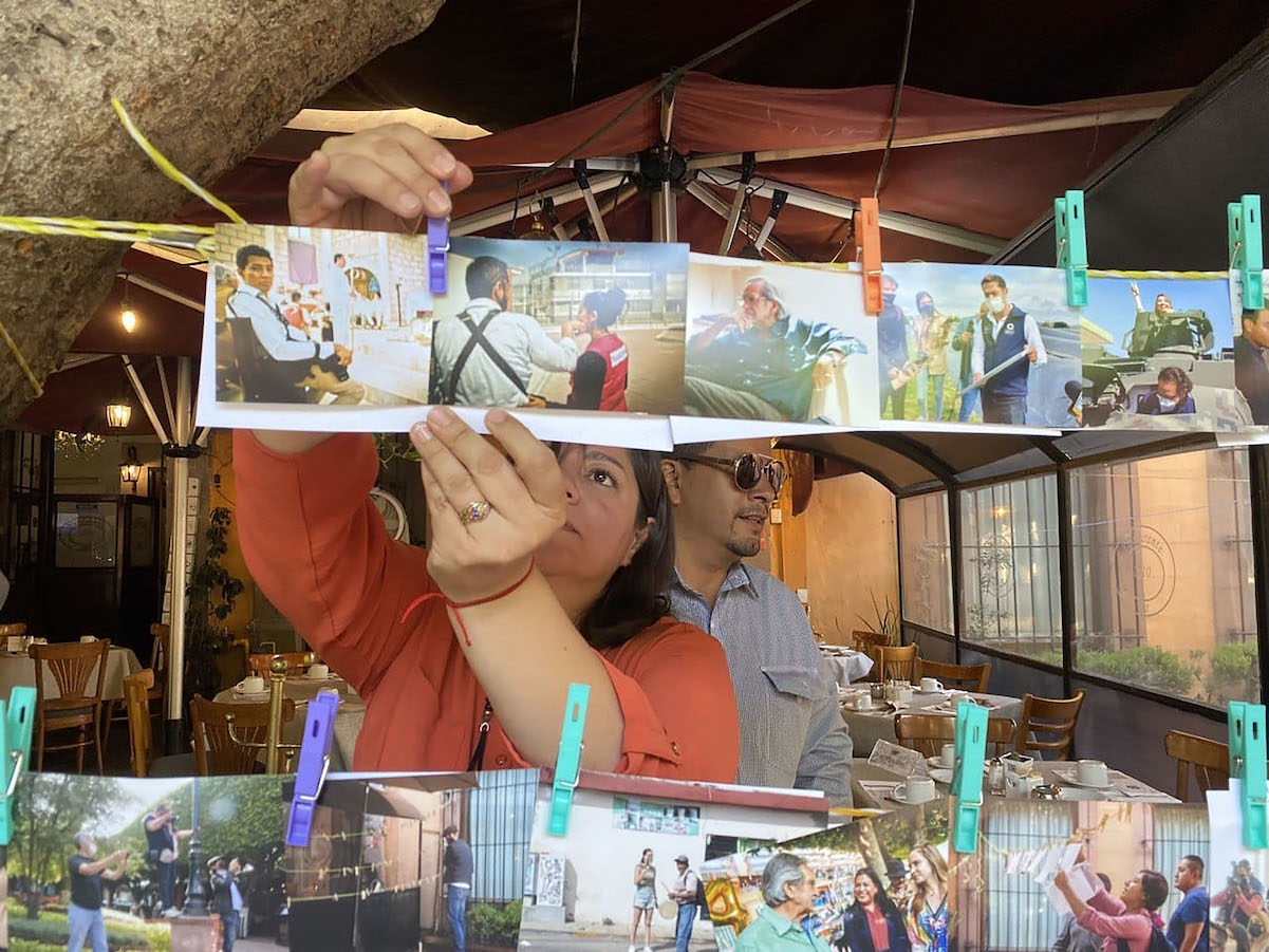 Esta exposición en Querétaro muestra las fotos de periodistas haciendo su chamba