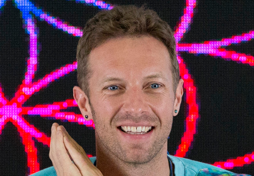 Chris Martin, vocalista de Coldplay, revela que solo come una vez al día tras sentir celos de un cantante
