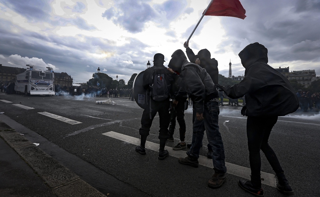Prohíben protestas en París contra la reforma laboral