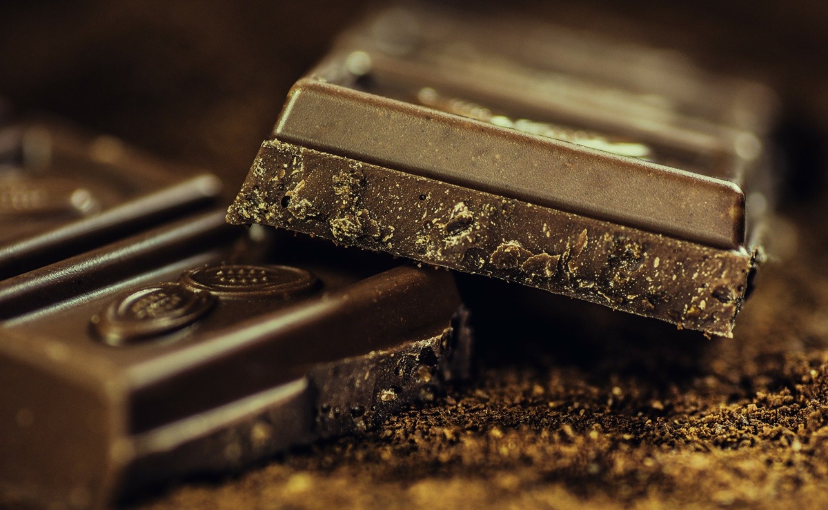 Vinculan la ingesta de chocolates con menor riesgo de enfermedad cardíaca 