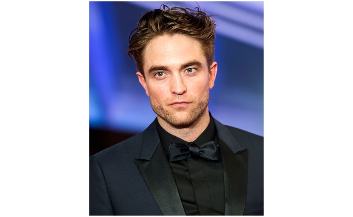 Robert Pattinson, el hombre mas guapo del mundo: Cirujano plástico