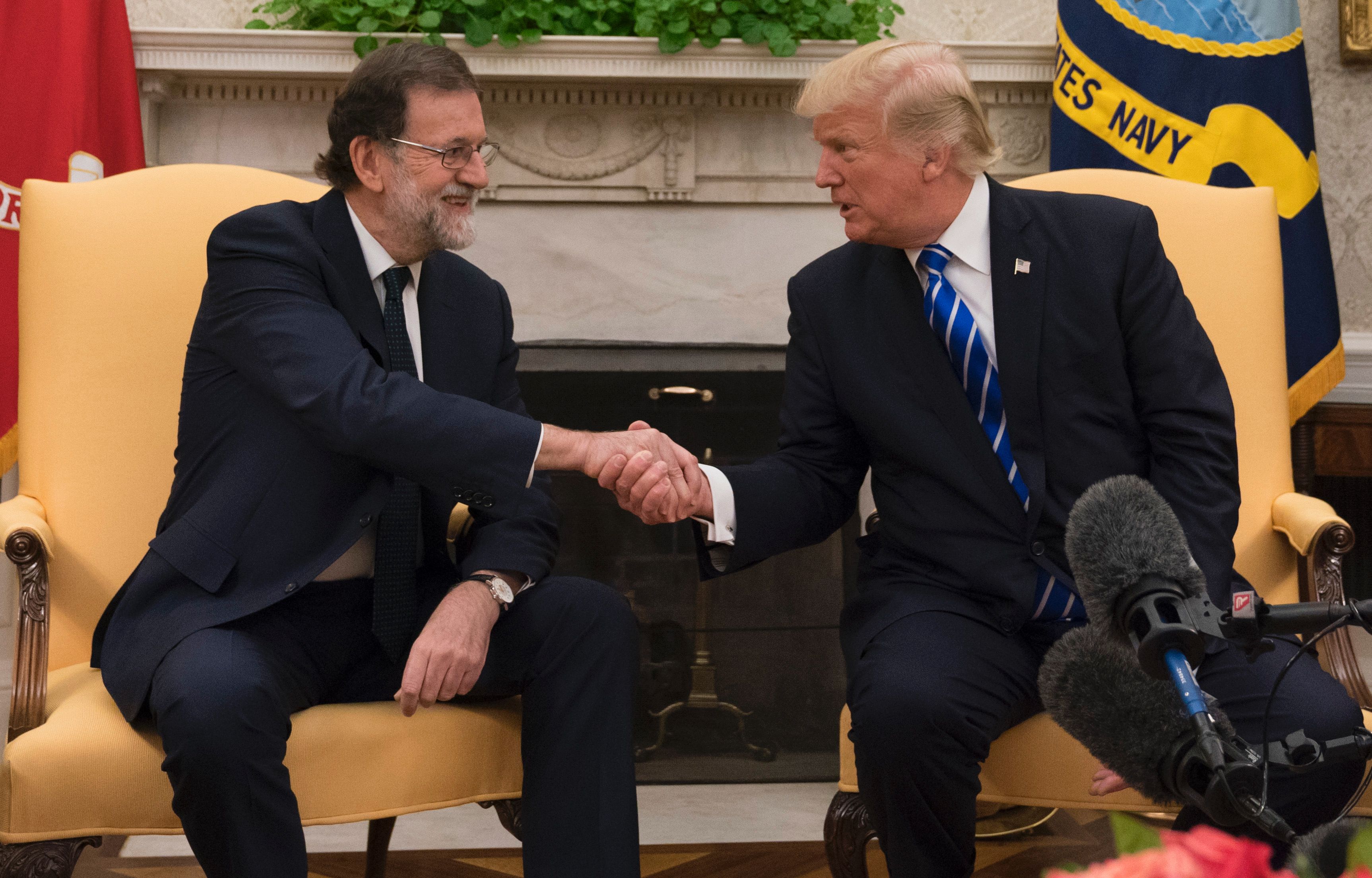 Trump recibe a Rajoy en la Casa Blanca, a días del referendum catalán