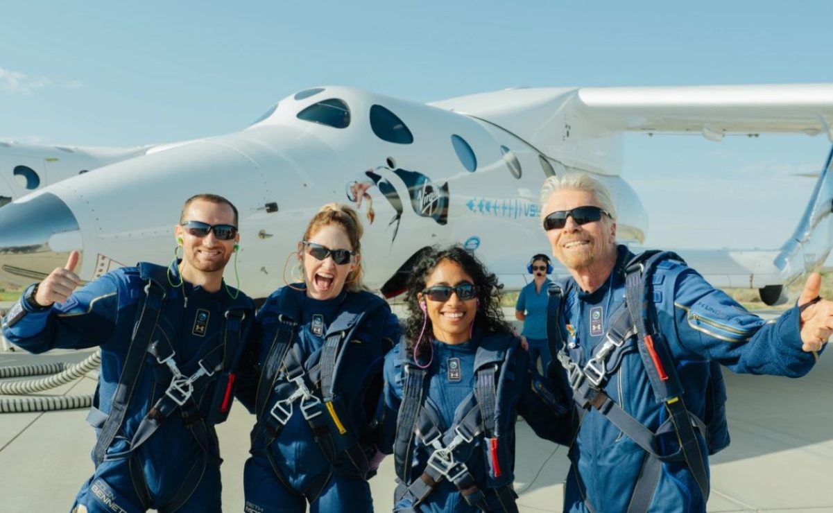 Así fue el viaje de Virgin Galactic con Richard Branson abordo