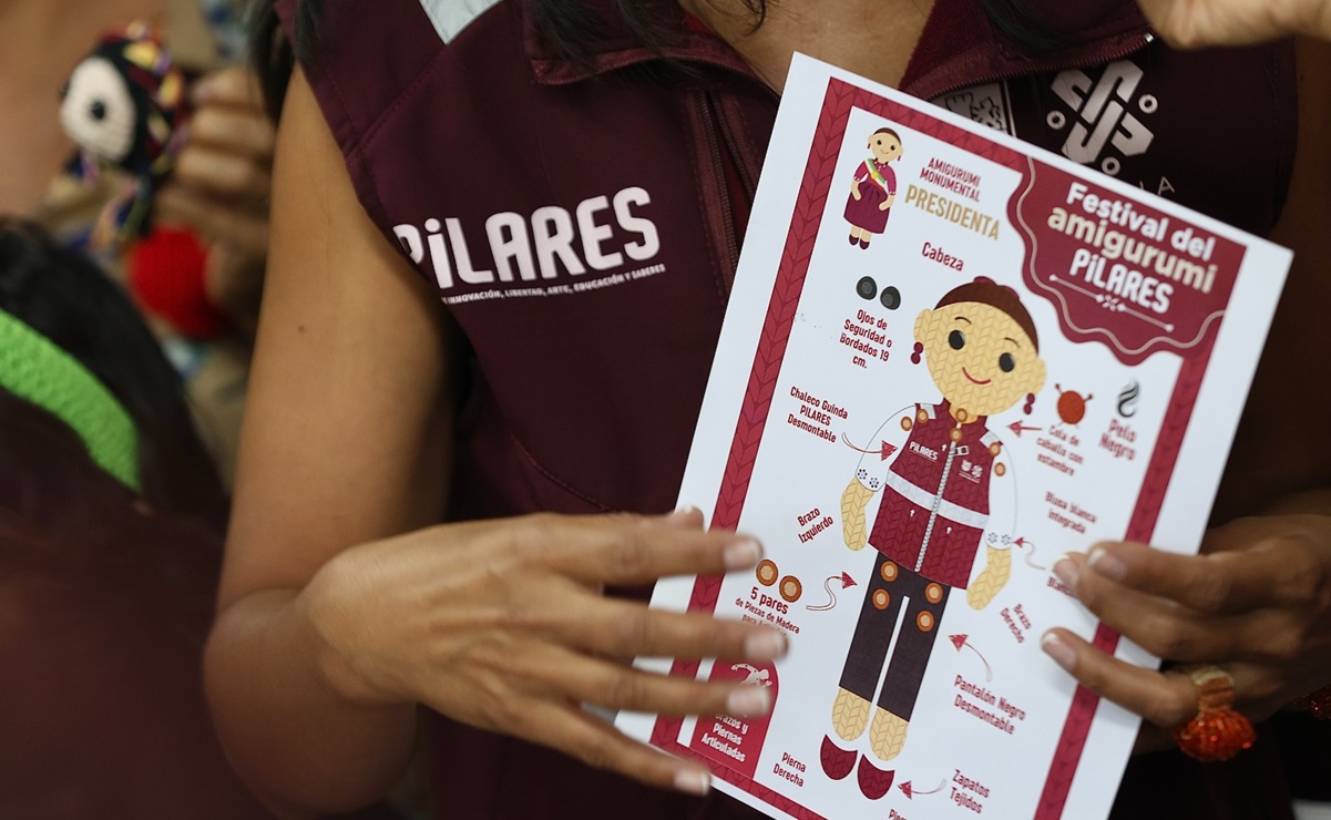 Grupo "arañitas" del Pilares Velódromo, anuncia confección de la muñeca presidencial "Claudiagurumi"
