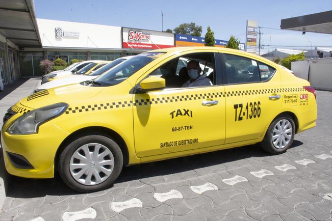 Juntos contra el Covid. Taxistas  dan servicio gratuito a personal de salud 