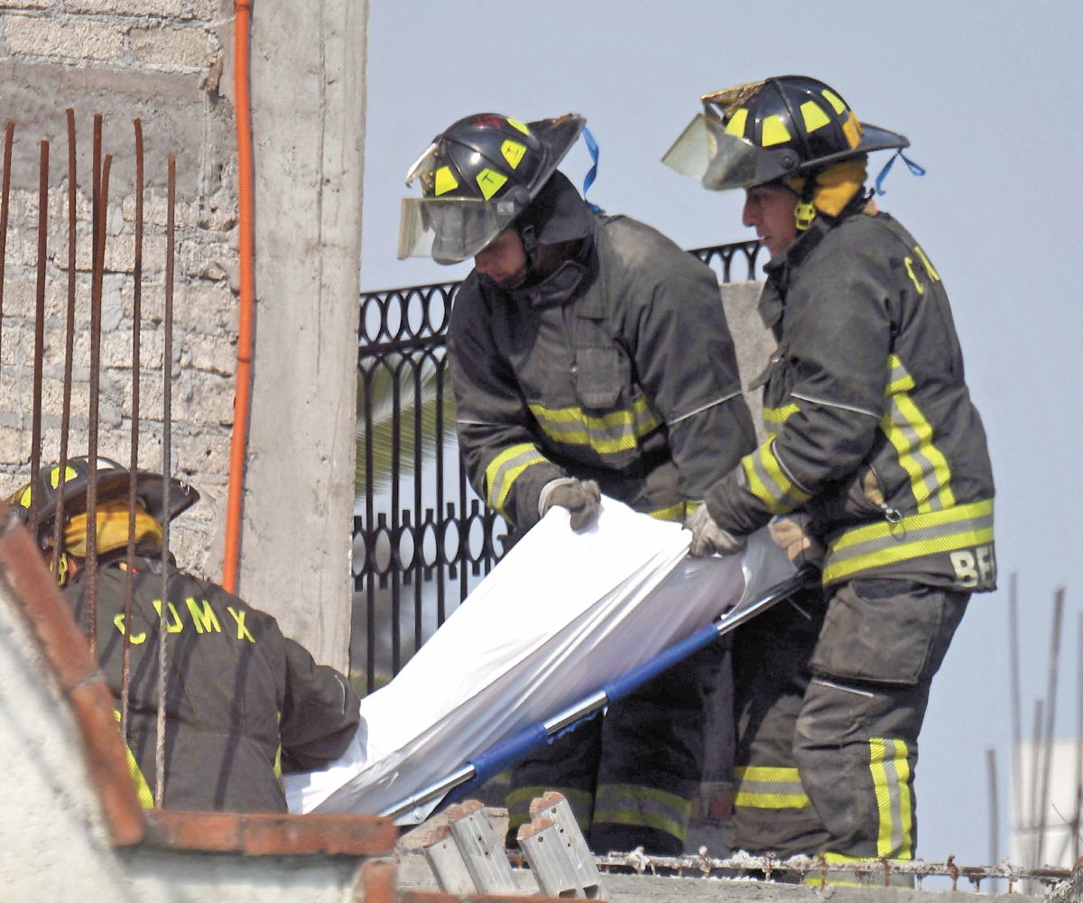 Muere familia al interior de su casa en Tláhuac