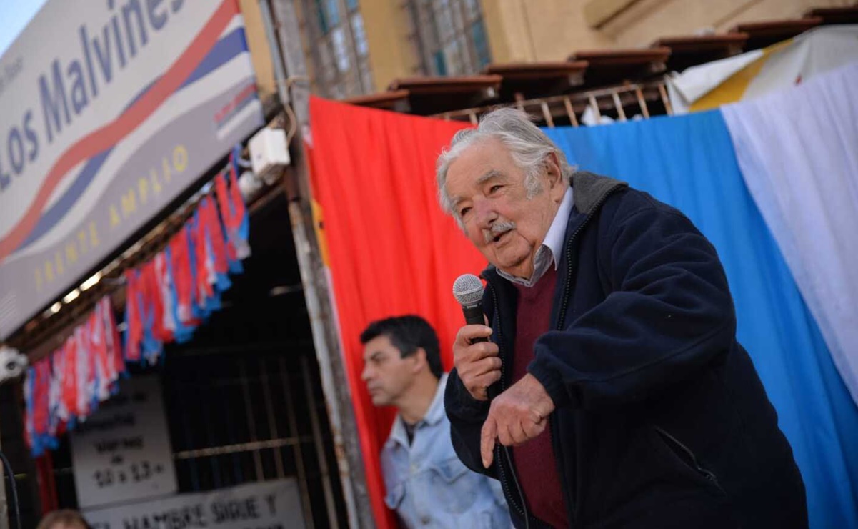 "¡Socorro!" y "es un loco", dijo José Mujica sobre la posibilidad de que Milei gane las elecciones en Argentina