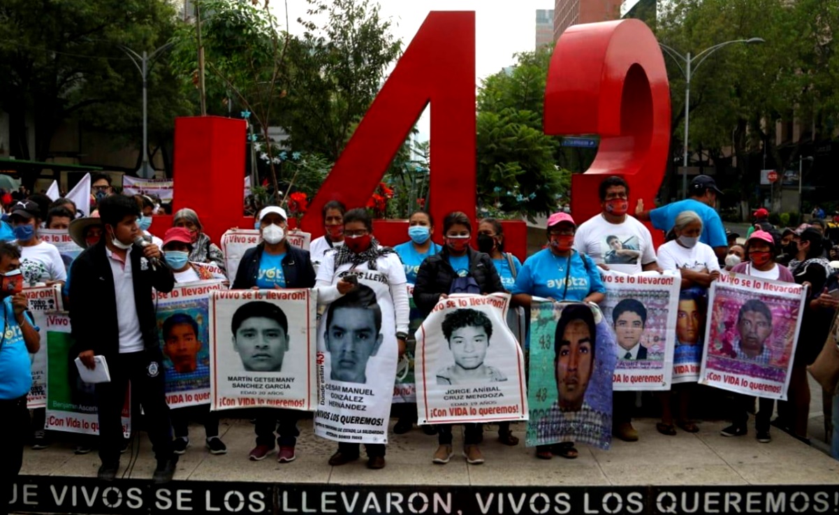 Llama CNDH al diálogo entre estudiantes de Ayotzinapa y autoridades de Guerrero