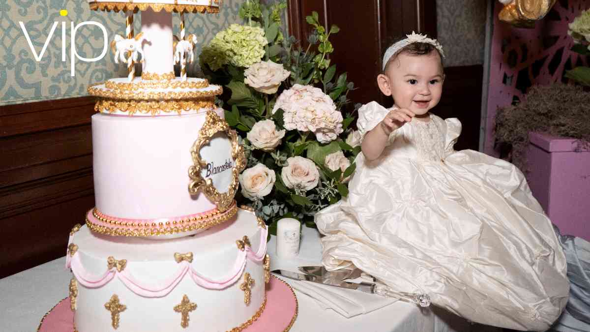 Blancastela recibe el bautismo