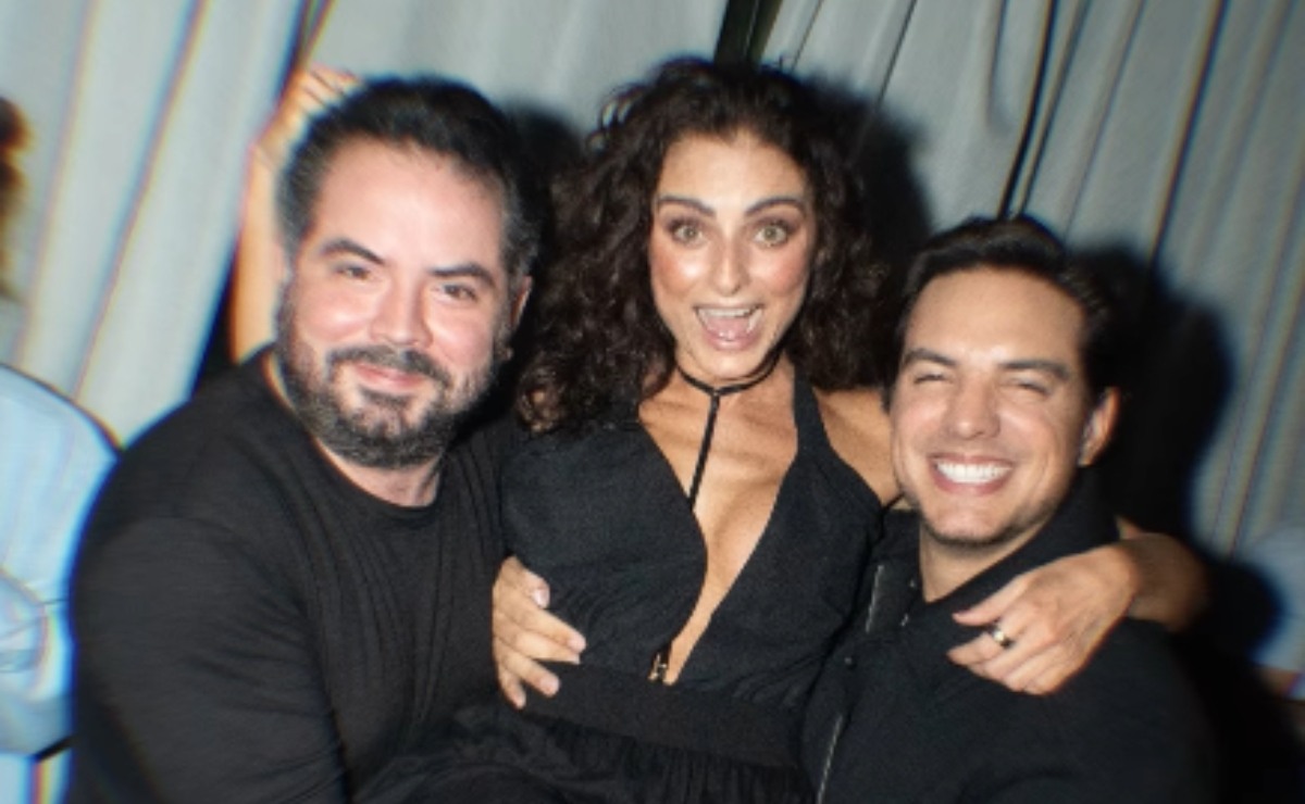 Aislinn Derbez y los detalles de su divertida fiesta de cumpleaños 40