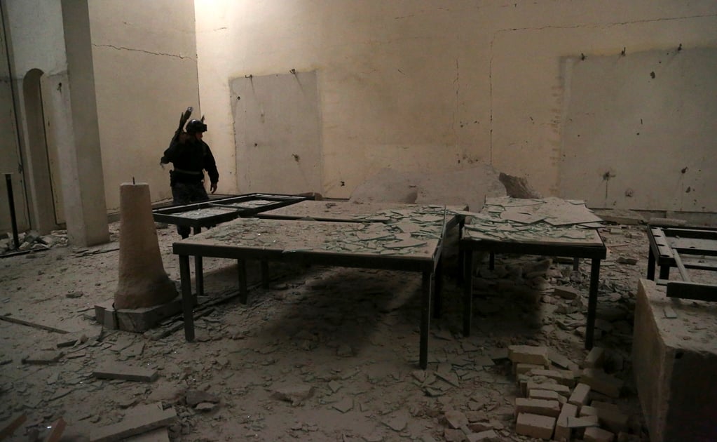 Escombros y cenizas en museo recuperado de Estado Islámico