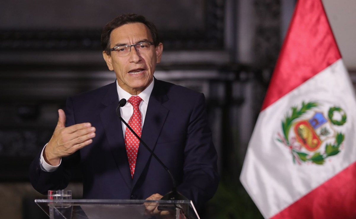 Martín Vizcarra denuncia complot para destituirlo como presidente de Perú