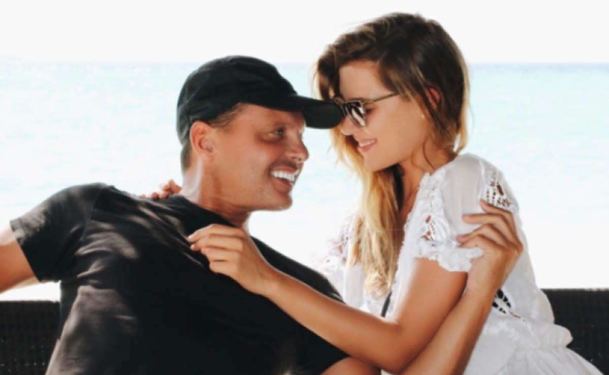 Luis Miguel sí asistirá a la boda de Michelle Salas; 'confirman'