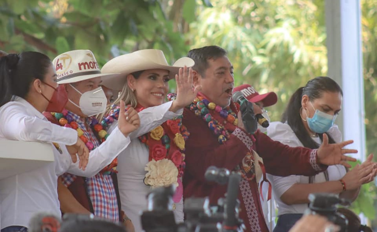 Evelyn Salgado inicia campaña a la gubernatura de Guerrero en compañía de su padre, Félix Salgado Macedonio