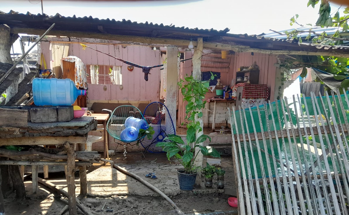 “Un adulto puede aguantar el hambre, los niños no”; habitantes de Coyuca, Guerrero, olvidados tras paso de “Otis”