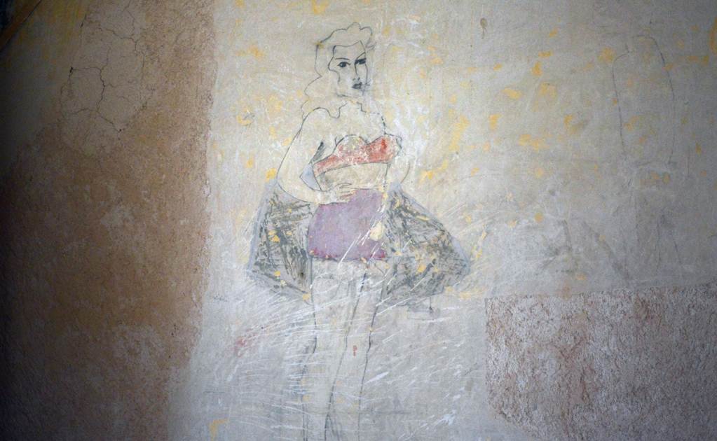 Descubren grafitis de los años 40 en Palacio Cantón, Mérida