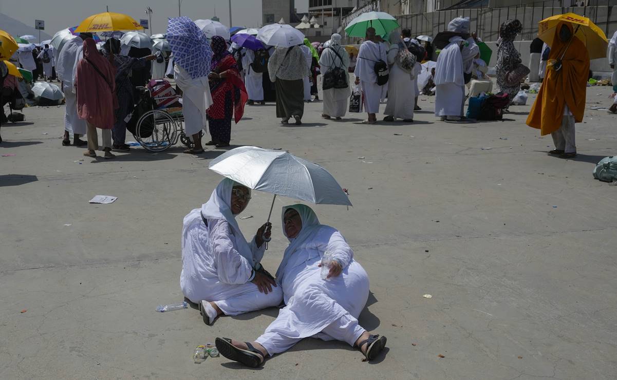 Arabia Saudita confirma muerte de mil 300 peregrinos en el 'hach' marcado por la ola de calor