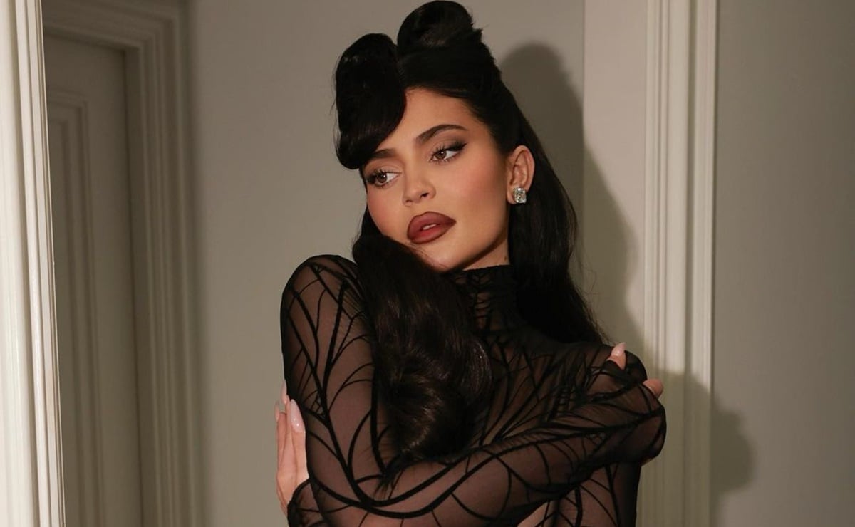 Kylie Jenner protagoniza la nueva campaña de lentes Dolce & Gabbana