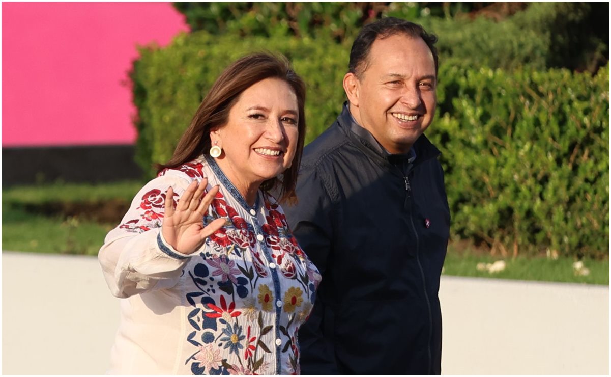 Xóchitl Gálvez llega a ensayo del primer debate presidencial; cierra filas con AMLO ante crisis diplomática con Ecuador