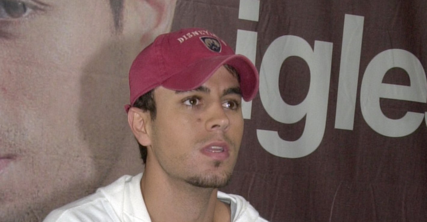 La fobia de Enrique Iglesias que le impide ir a la boda de Tamara Falcó