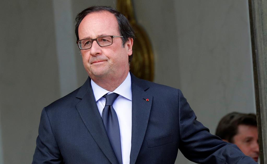 Hollande viajará a Italia y se reunirá con el Papa 