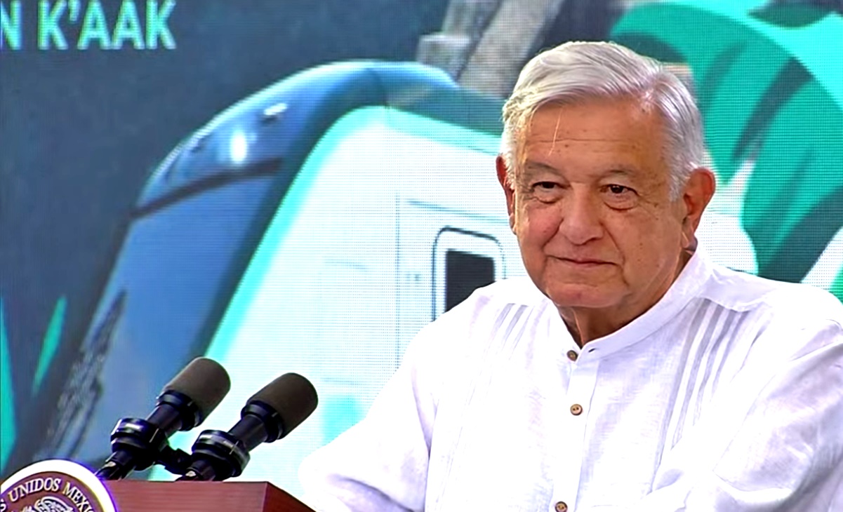 AMLO llama a argentinos a no caer en la trampa de violencia en posibles protestas