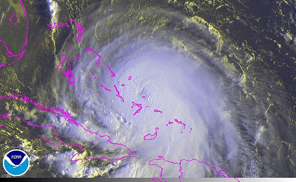 Huracán "Joaquín" alcanza la categoría 4