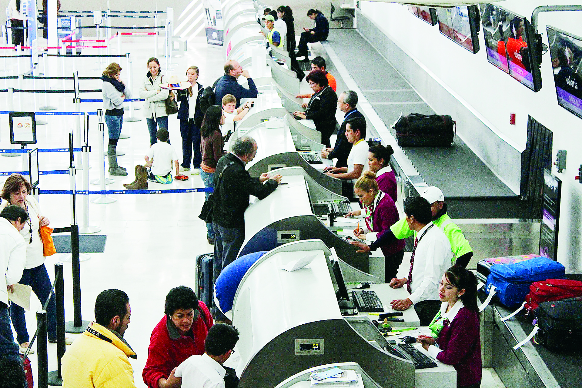 Crece tráfico de pasajeros en aeropuertos de ASA