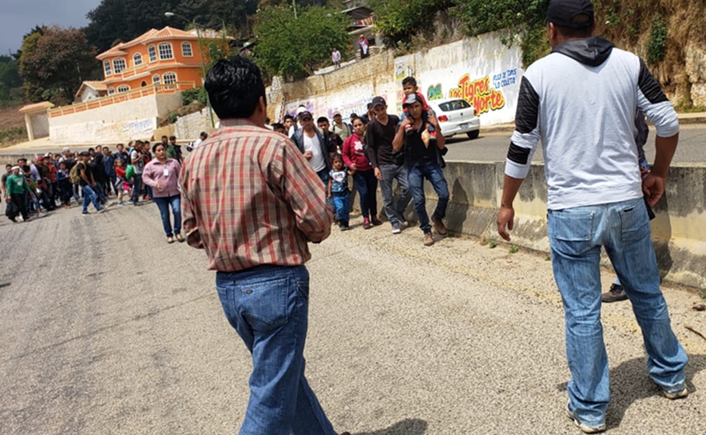 Indígenas Tzotziles detienen a 110 guatemaltecos y traficantes en Chiapas
