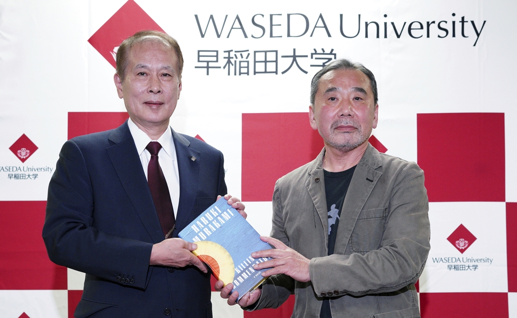 Haruki Murakami dona sus manuscritos a universidad