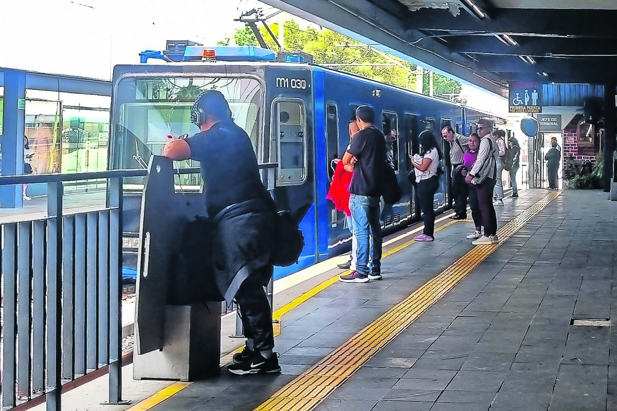 ¡Tómalo en cuenta! Estación del Tren Ligero estará cerrada por 10 días por reparación de puente peatonal