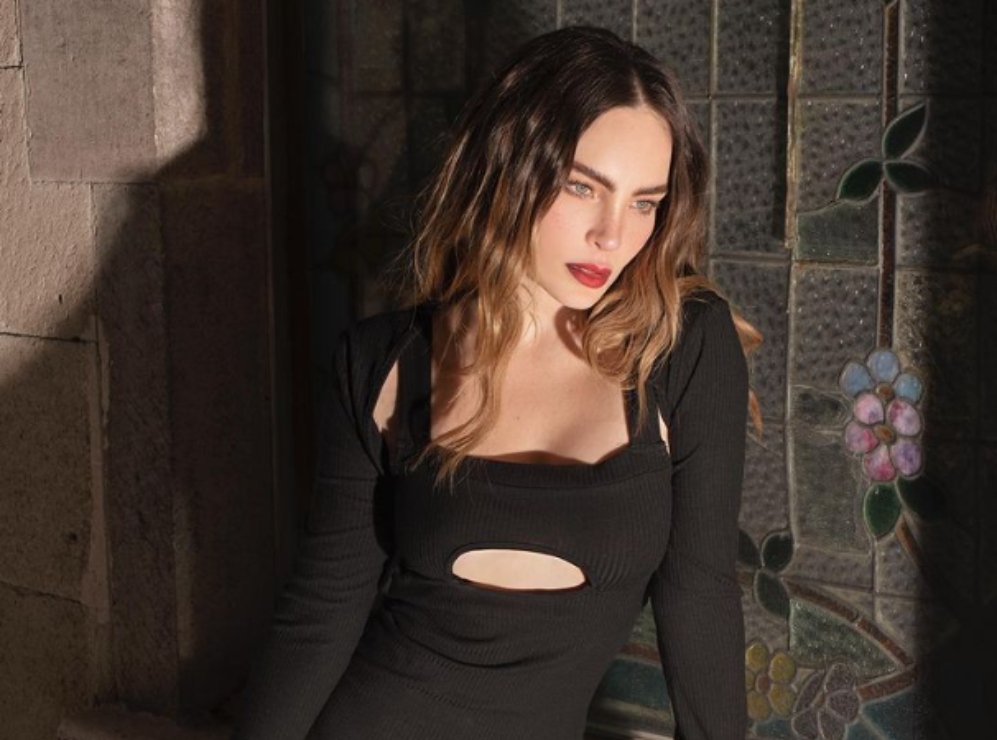 Belinda cumple 33 años y vuelve a celebrar con personajes de Disney