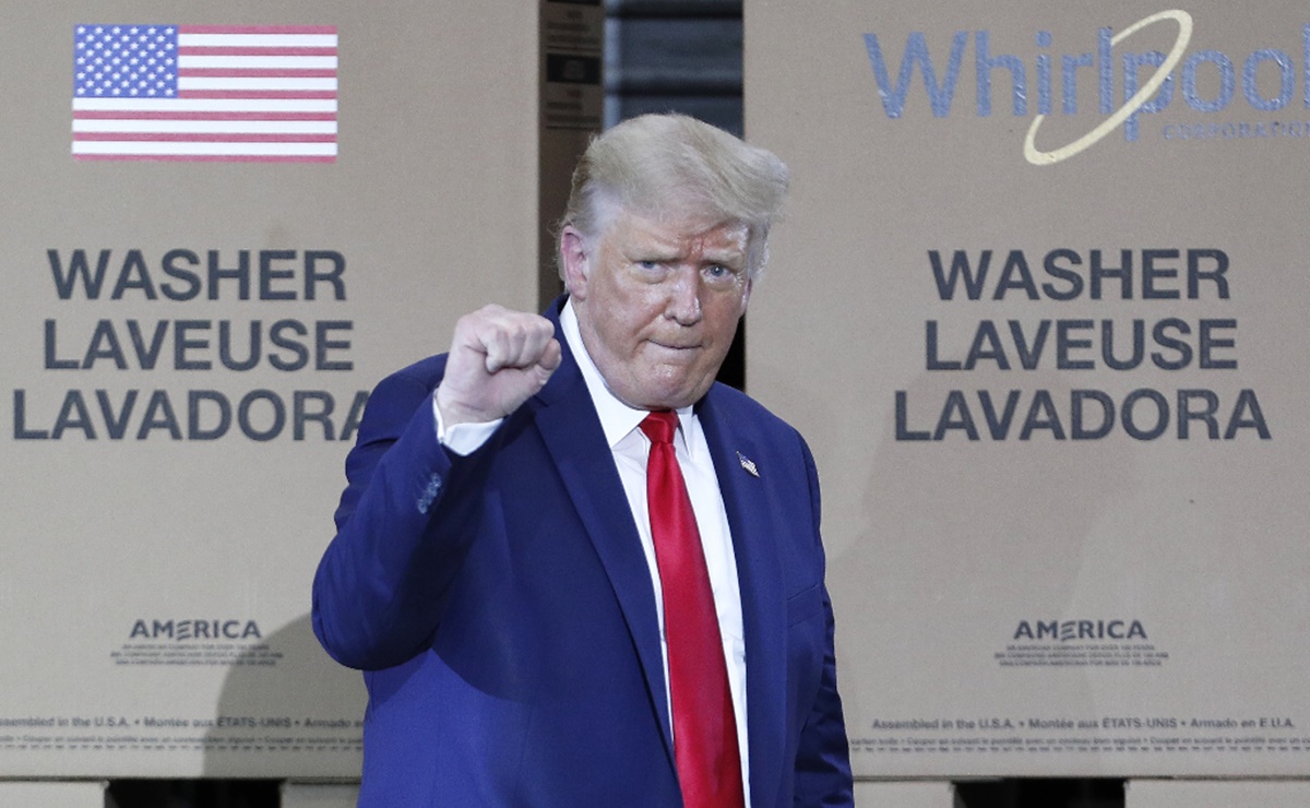 Trump afirma que le parece "buena idea" que se añada su rostro en Rushmore