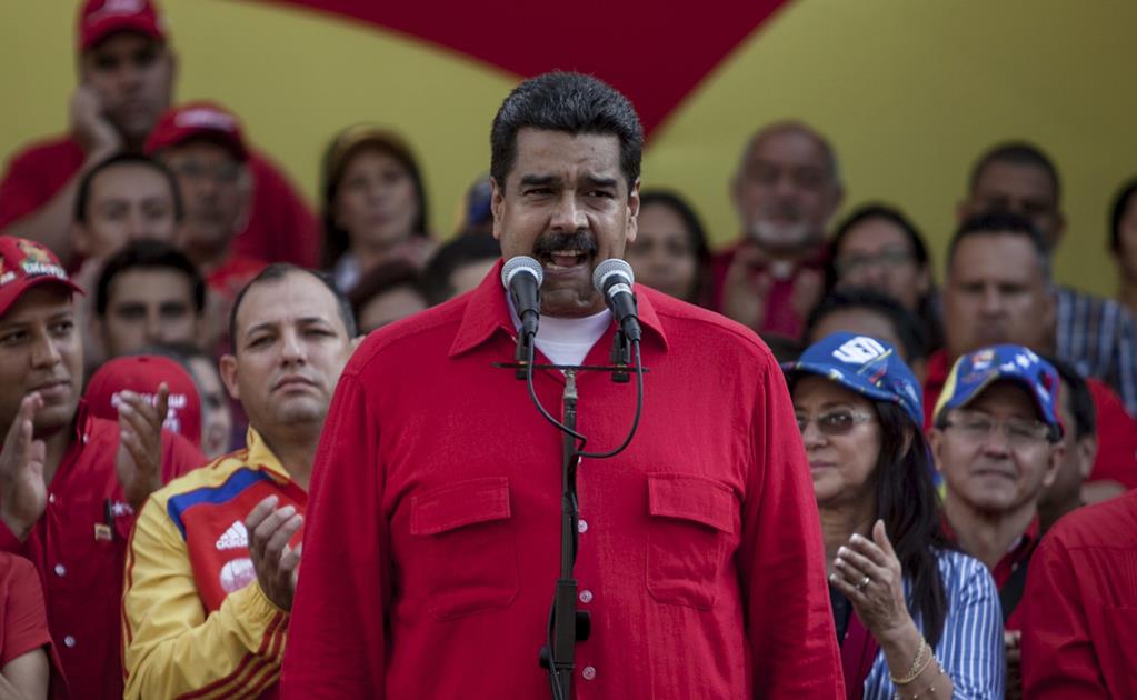 Maduro culpa a Capriles de muerte de policía durante marcha 