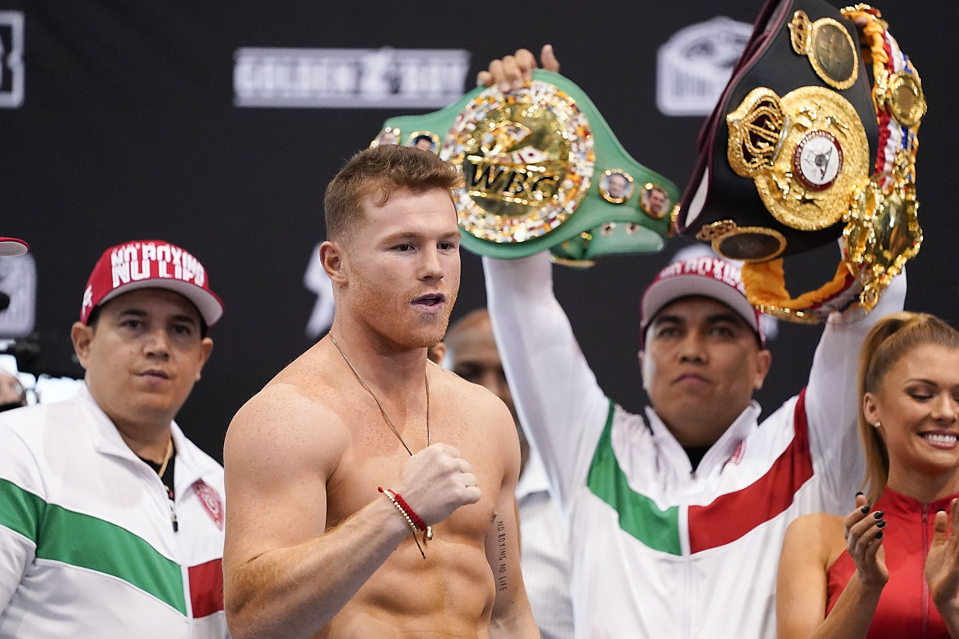 Hija de Pepe Aguilar cantará el Himno en pelea del Canelo