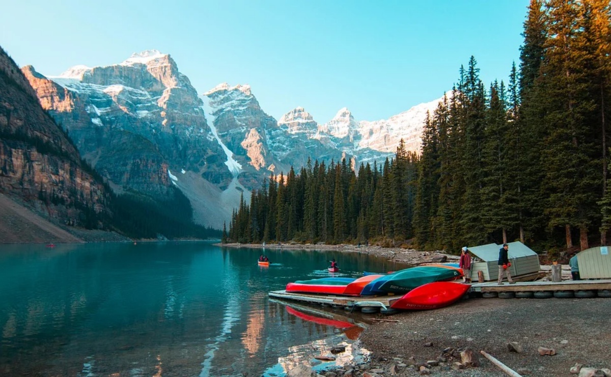 Turista enfrenta cargos por violar normas sanitarias en Canadá