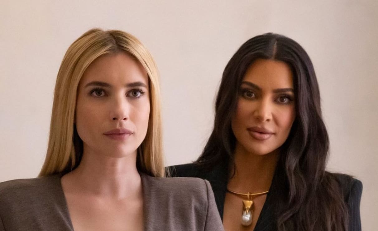 Kim Kardashian enciende las redes al besar a Emma Roberts en avance de 'AHS: Delicate'