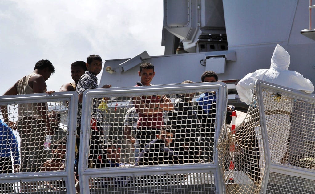 Guardacostas italianos rescatan a 6 mil 500 migrantes
