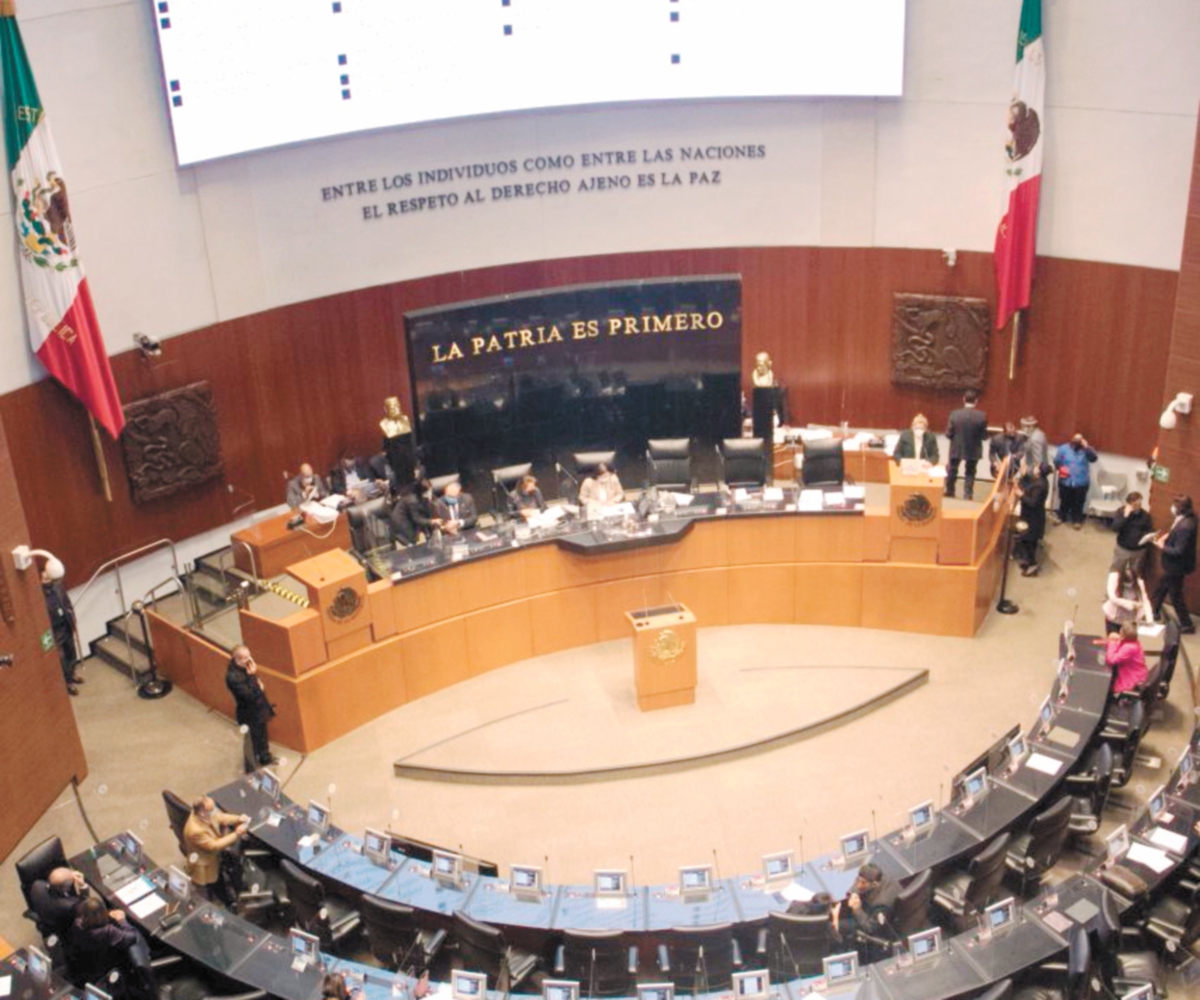 Avala Senado bloqueo de cuentas sin orden de juez