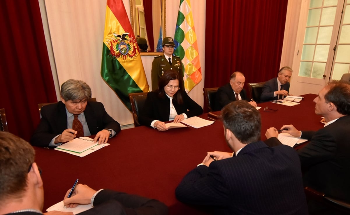 Tras incidente con México, Bolivia dialoga con Unión Europea