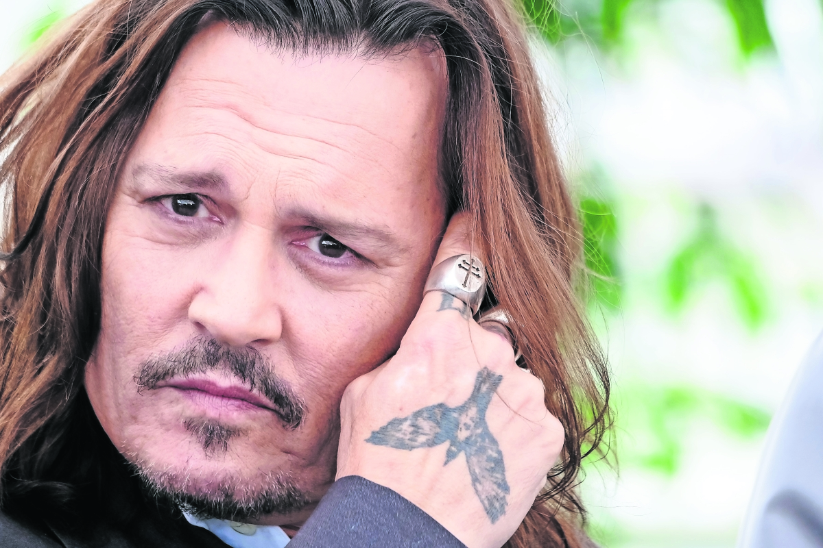 Técnico y representante de  Depp salen a su defensa