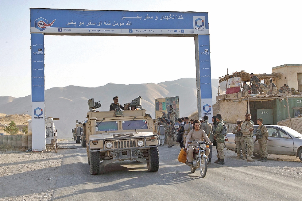 El Talibán afianza su control en ciudad afgana de Kunduz