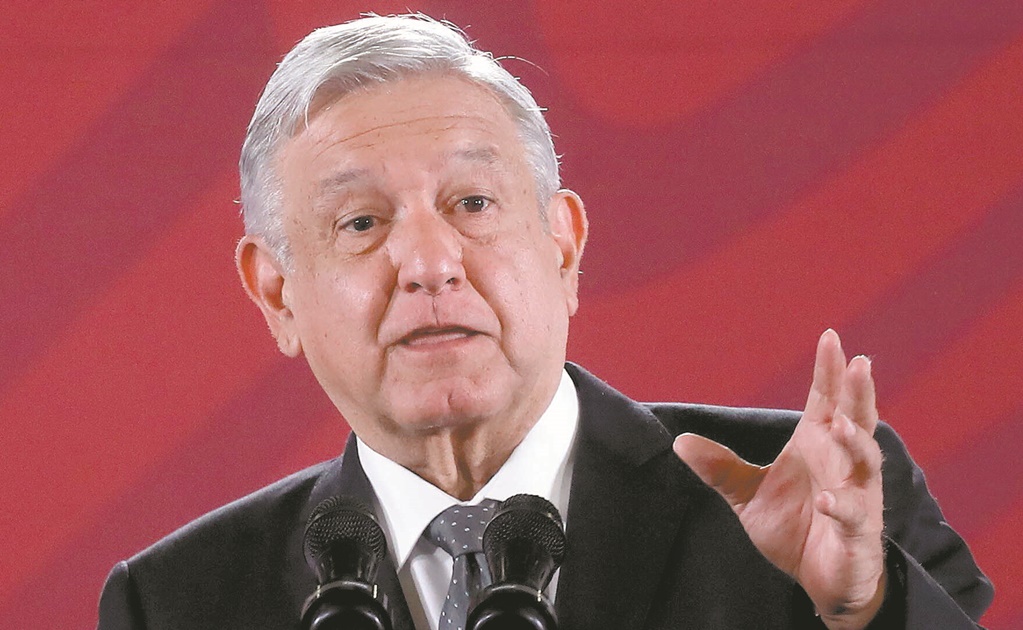 Recursos legales están demorando Santa Lucía: AMLO