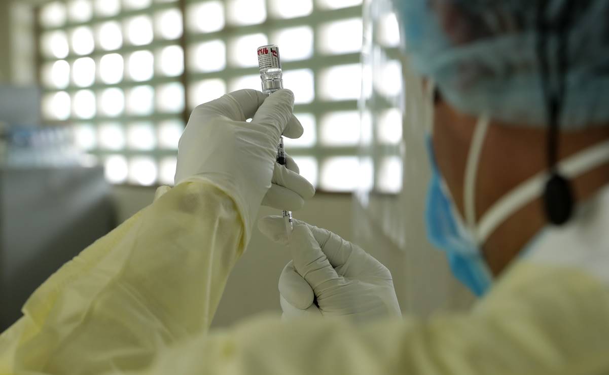 López-Gatell anuncia reducción en recepción de vacunas contra Covid-19 de Pfizer